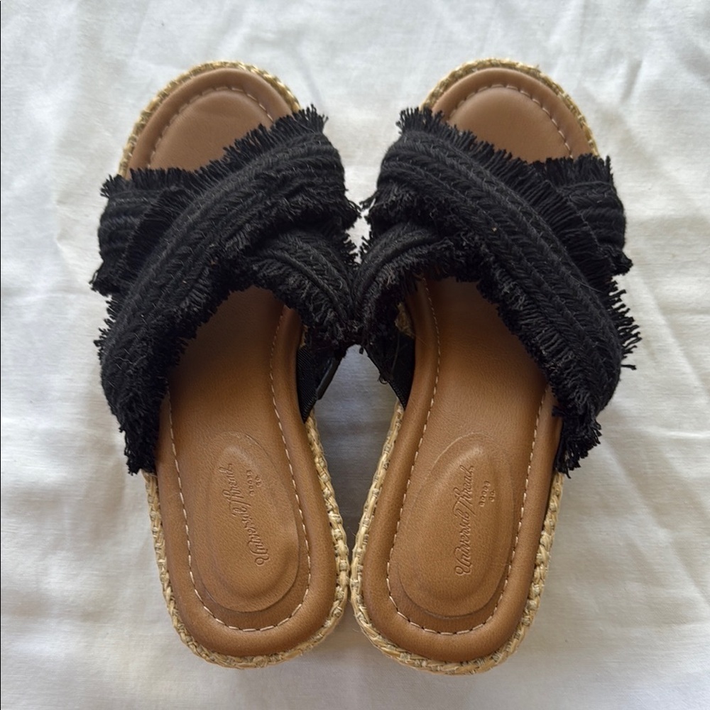 Universal Threads Women's Black Fringe Sandals